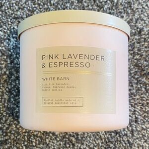 Bath and body works 3 wick candle